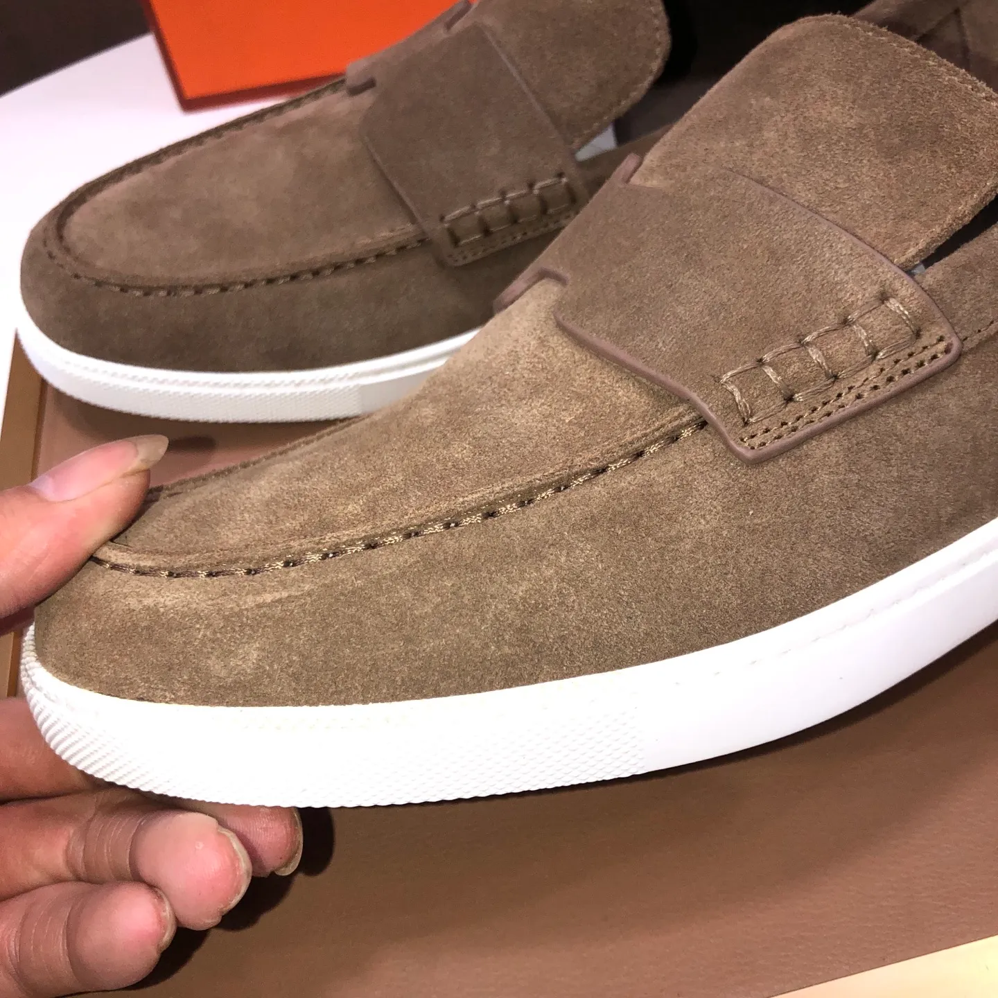 Men's shoes💰560💰[HERMES] (cowhide lining)🍀Italian top luxury🍀He does not pursue novel styles and gorgeous colors, but attracts the favor of successful men with his flawless, elegant and classic style. Formal leather shoes This very comfortable, simple and stable style allows you to easily match any style! The pattern is absolutely 1:1 refined from the original case, and we strive for excellence in materials, imported cowhide + cowhide lining💪💪💪extraordinary texture👍! .Code number: 39-45 (45 customized)